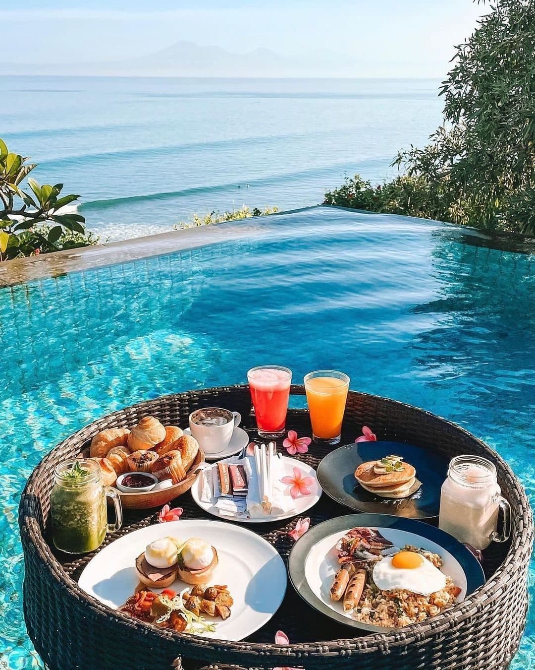 Tropical breakfast at Turtle Bay Kitchen